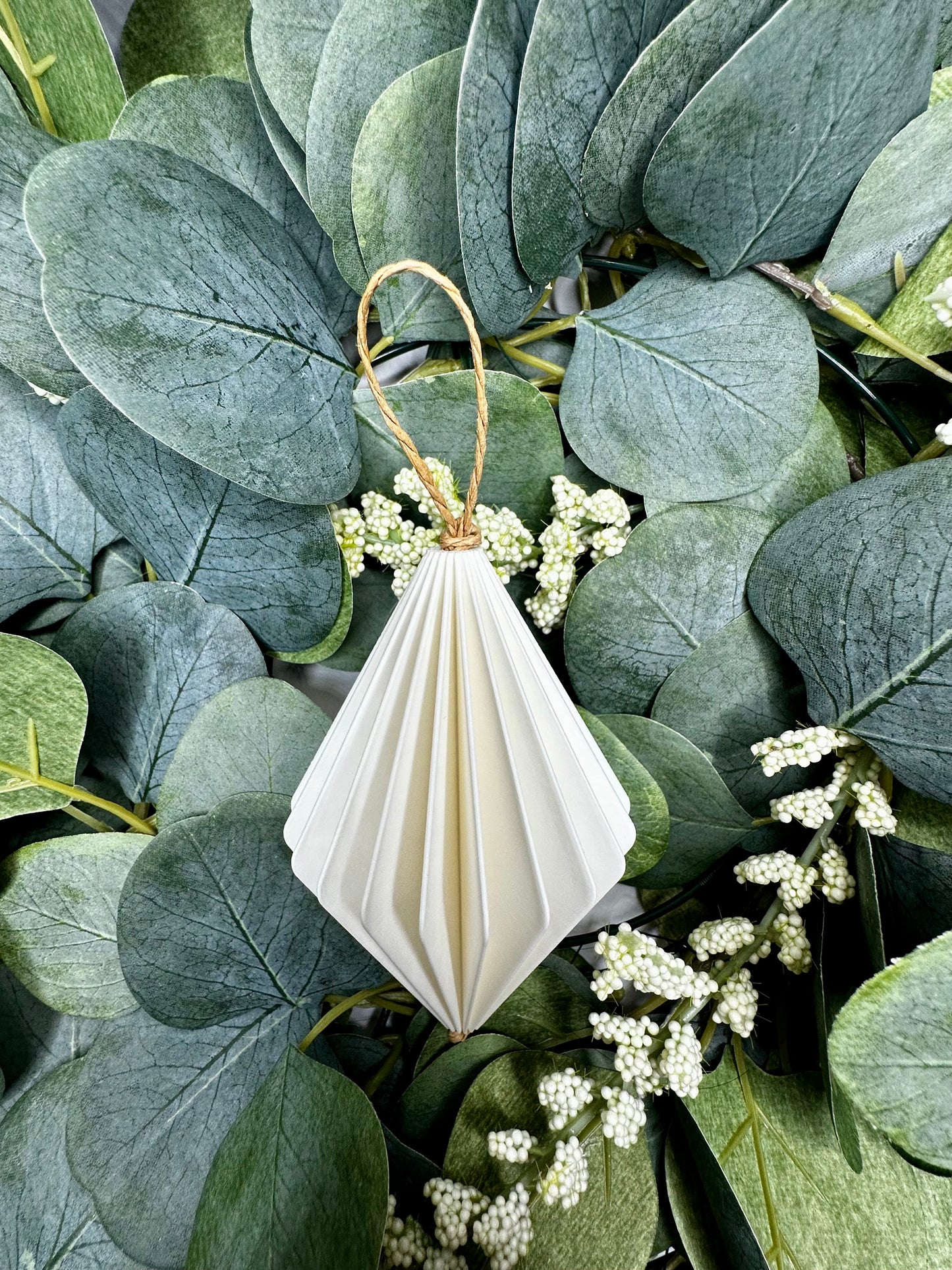 Modern Christmas ornaments - Set of 4